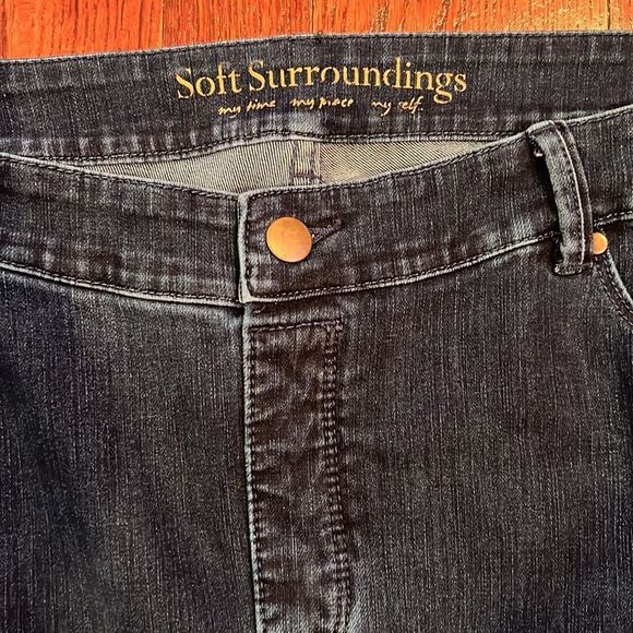Soft Surroundings  pul on no zipper jeans - Picture 9 of 10